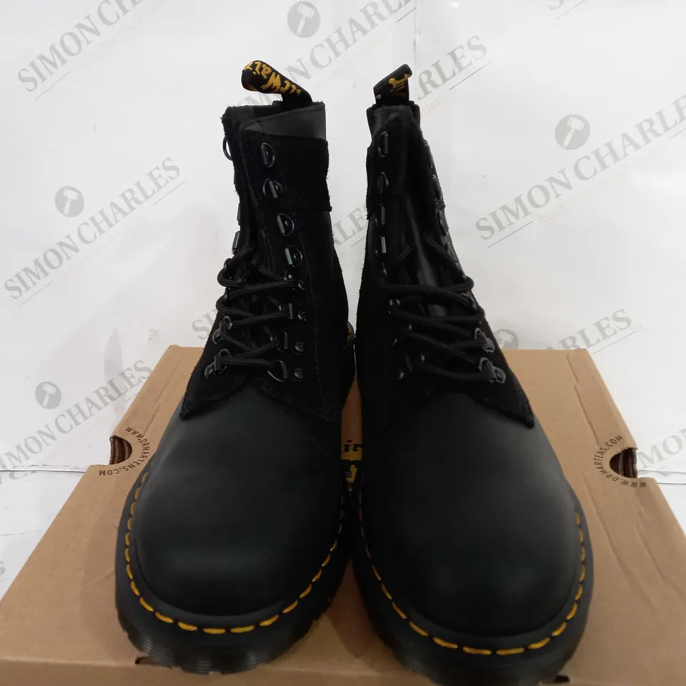 BOXED PAIR OF DR MARTENS AIRWAIR 1460 PASCAL LACE UP RAISED BOOTS IN BLACK - UK 9
