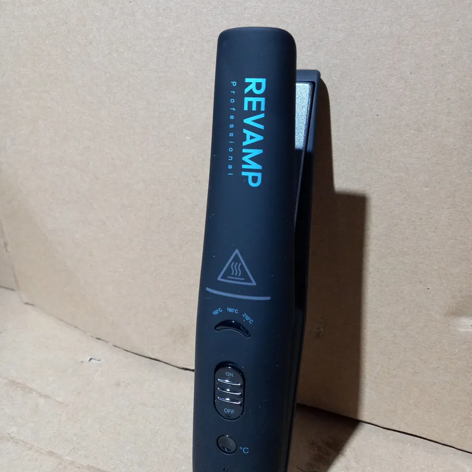 PROGLOSS LIBERATE CORDLESS CERAMIC STRAIGHTENER RRP £100
