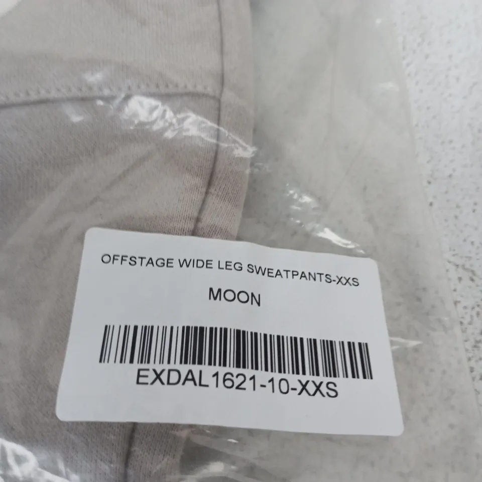 BAGGED WHITE FOX OFFSTAGE WIDE LEG SWEATPANTS - XXS