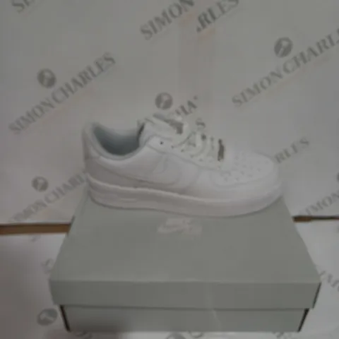 BOXED PAIR OF NIKE WHITE AIR FORCE ONES SIZE 5.5