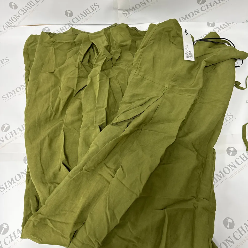 NOBODYS CHILD MARYANA JUMPSUIT IN GREEN SIZE 12