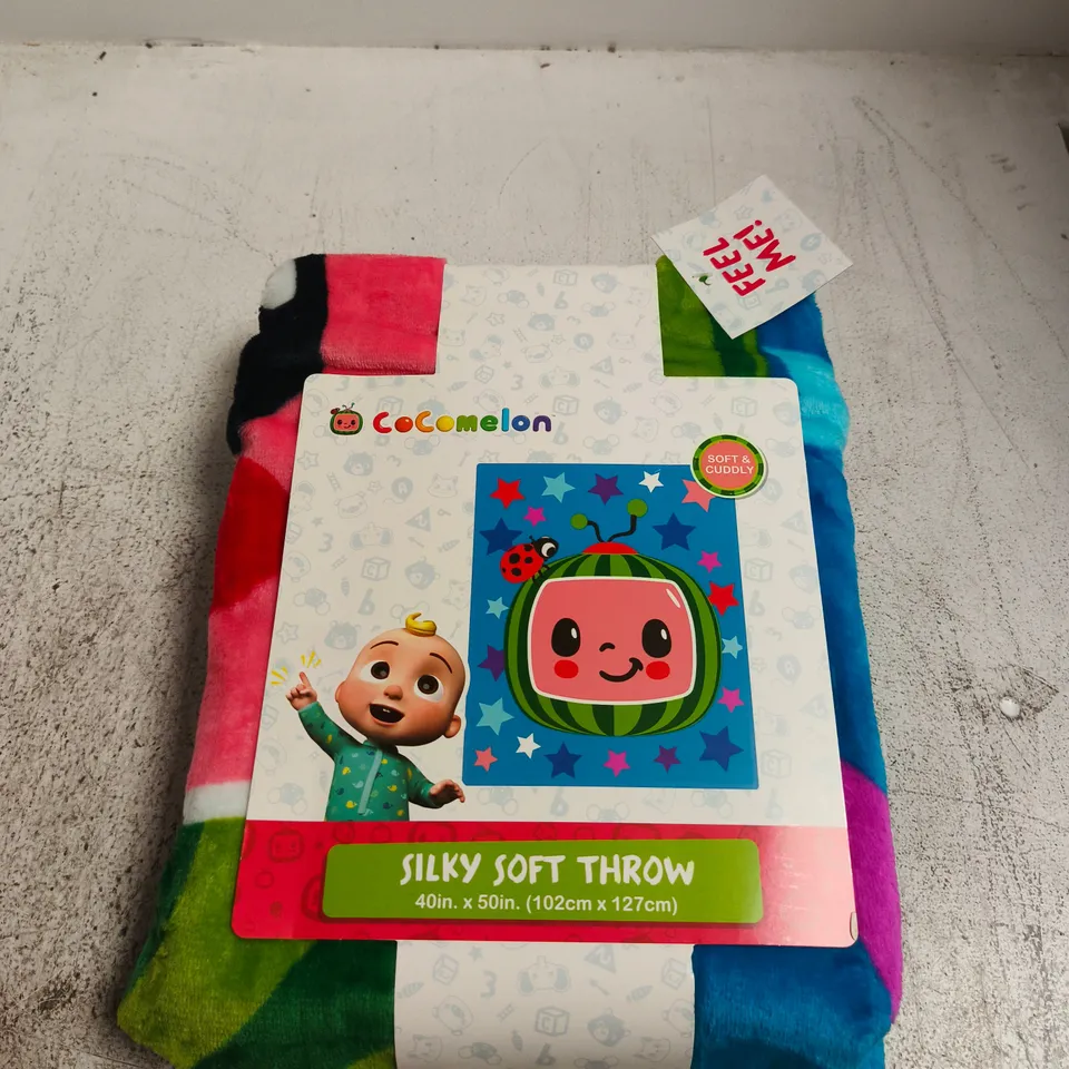 COCOMELON SILKY SOFT THROW 