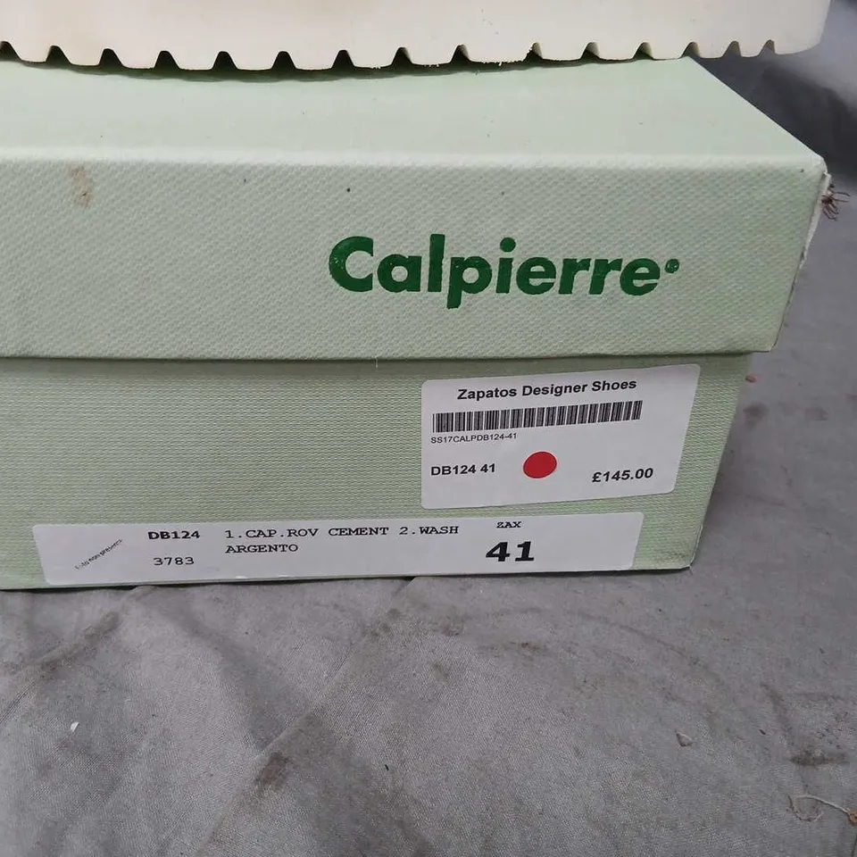 CALPIERRE WOMEN'S DESIGNER SHOES – GREY SUEDE WITH SILVER WOVEN TOE CAP (UK 8 / EU 41)