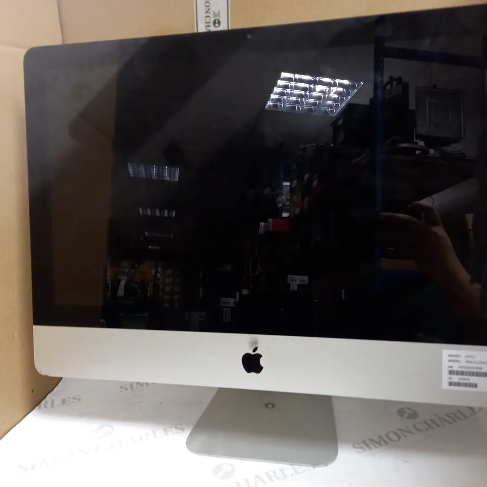 APPLE IMAC A1311 21.5"