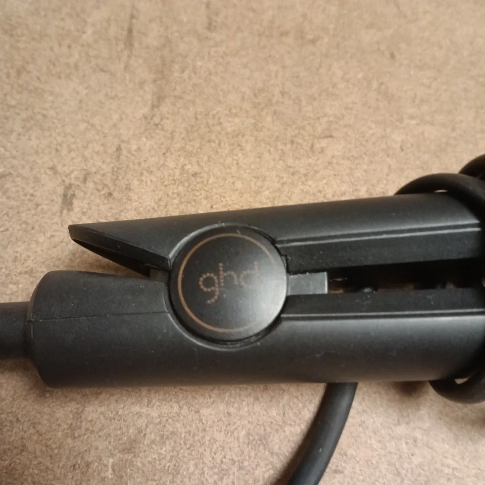 HAIR STRAIGHTENER – BLACK, CORDED