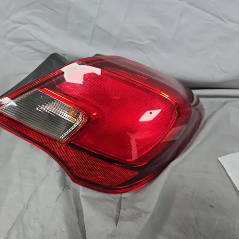 CORSA REAR TAIL LIGHT ASSEMBLY – RED LENS 