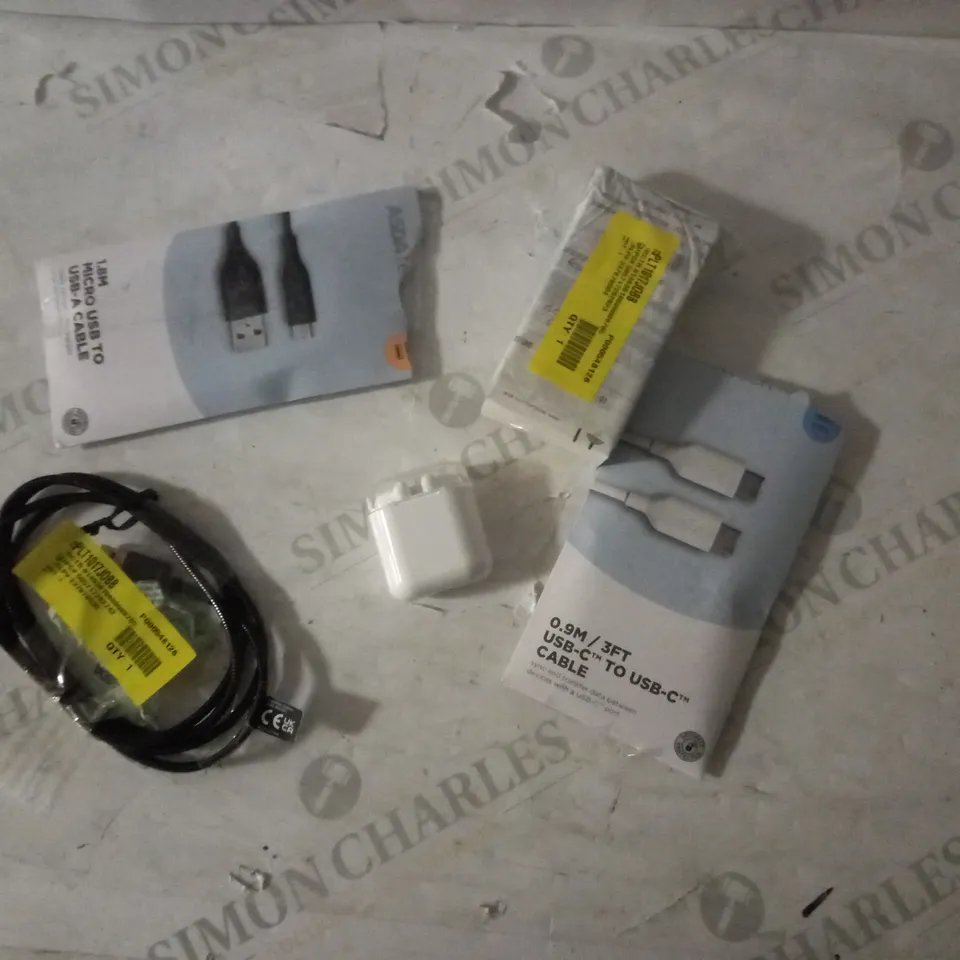 LOT OF APPROX 5 ASSORTED ITEMS TO INCLUDE CHARGING WIRES, WIRELESS EARPHONES