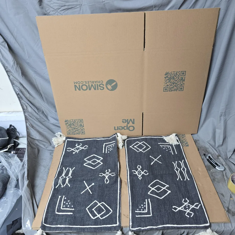 LUXURY CLOSE OUT - 100% COTTON HANDLOOM EMBROIDERED THROW WITH CUSHION COVERS BLACK WITH CREAM EMBROIDERY 