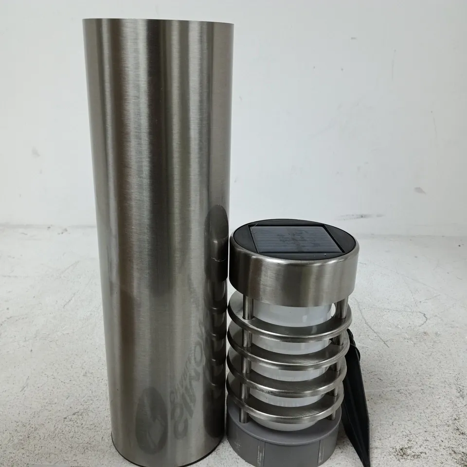 ORION BOLLARD SOLAR-POWERED OUTDOOR LIGHT – STAINLESS STEEL