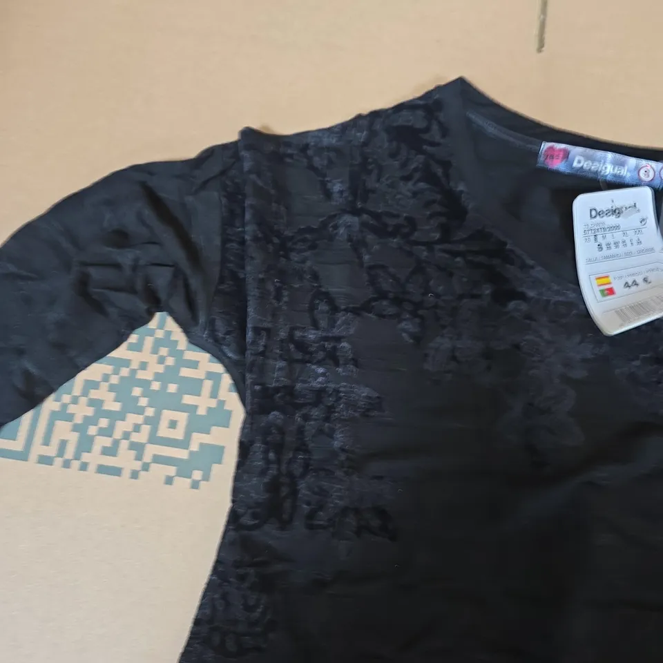 DESIGUAL WOMEN'S BLACK VELOUR FLORAL TOP - UK SIZE S (EU S)
