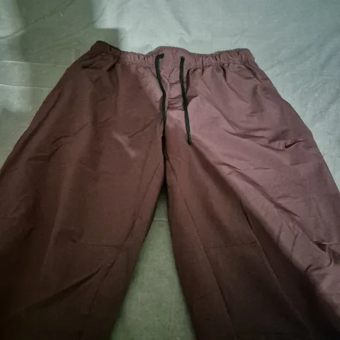 NIKE UNLIMITED BURGUNDY TROUSERS - MEDIUM