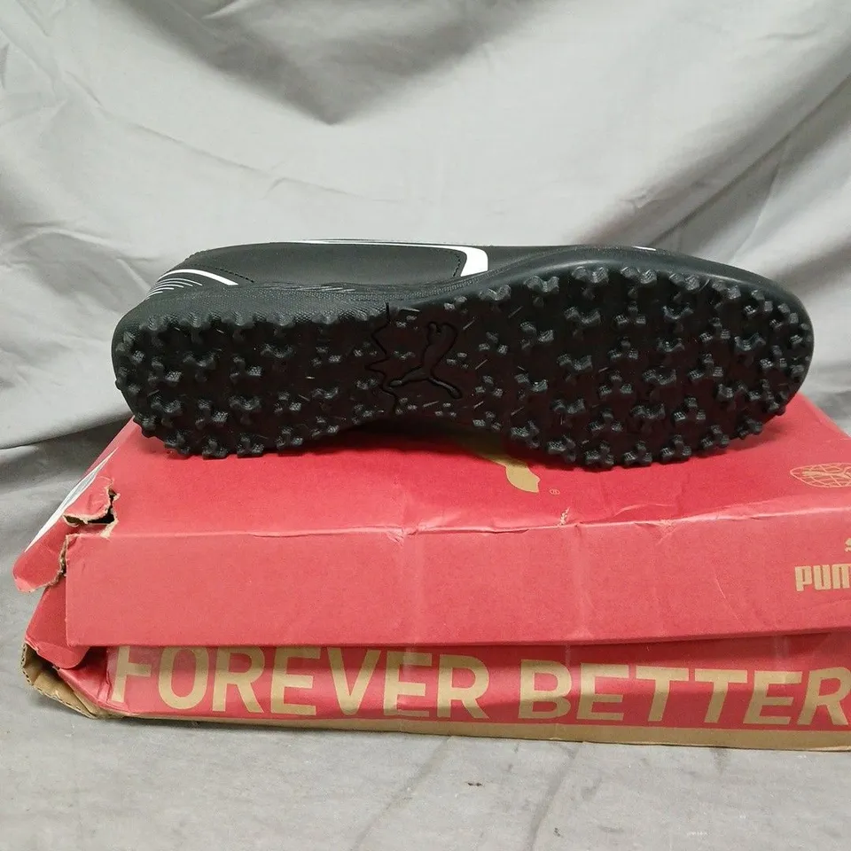 PUMA BLACK TRAINERS – SIZE 8