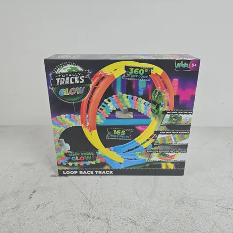 BOXED TOTALLY TRACKS LOOP RACE TRACK