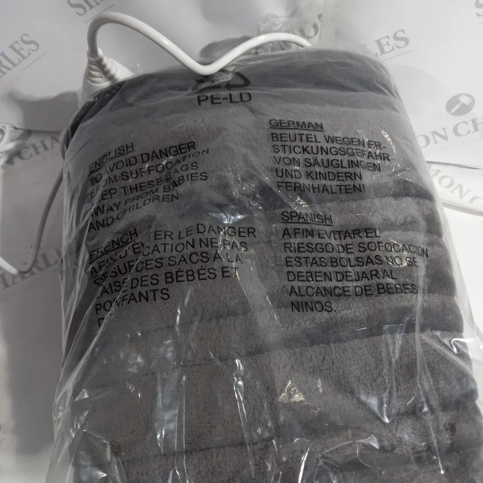 COZEE HOME VELVETSOFT HEATED THROW IN GREY