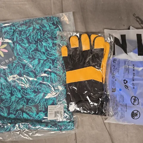 APPROXIMATELY 20 ASSORTED CLOTHING AND FASHION PRODUCTS IN VARIOUS STYLES AND SIZES - COLLECTION ONLY