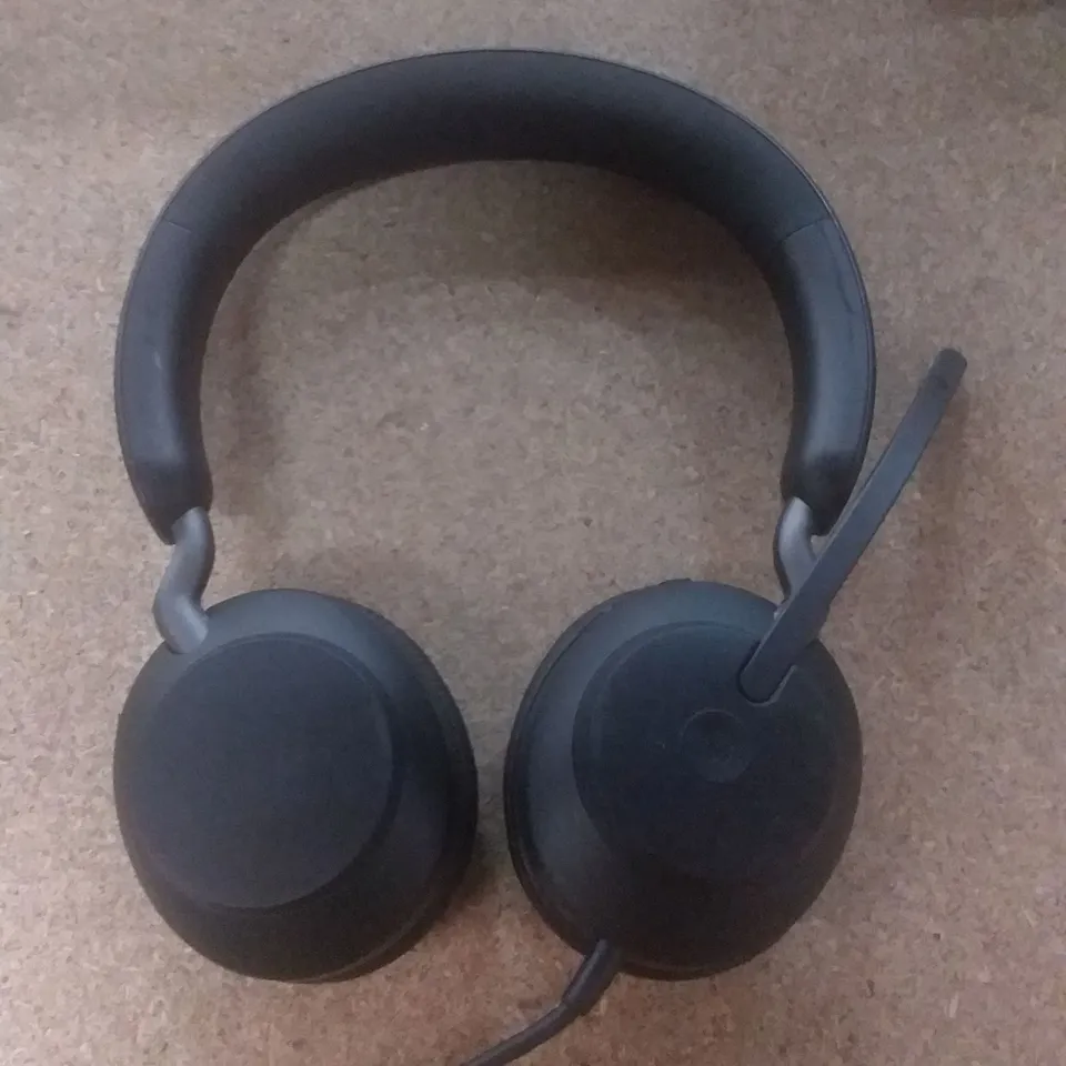 JABRA NOISE ISOLATION HEADPHONES