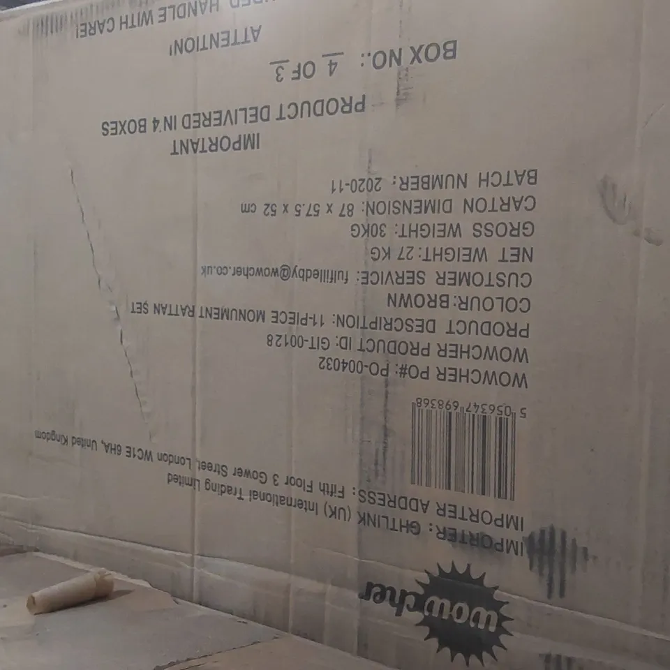 PALLET CONTAINING A LARGE QUANTITY OF ASSORTED GARDEN FURNITURE PARTS