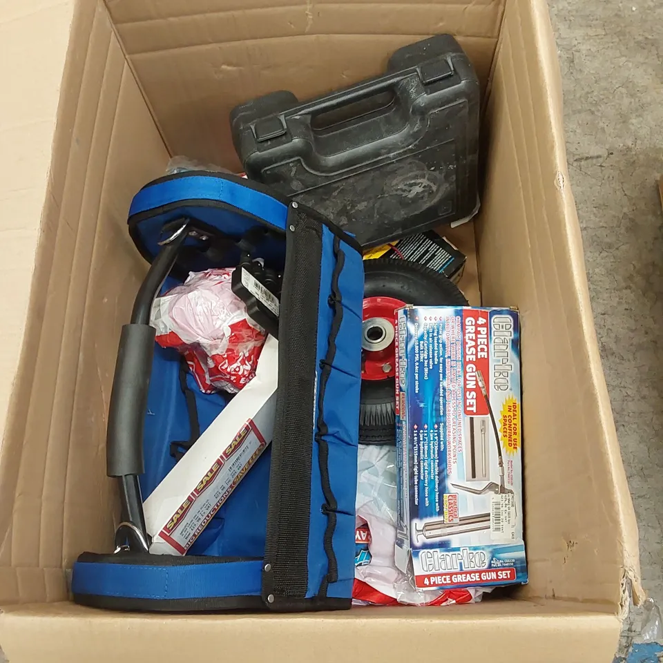 BOX OF ASSORTED TOOLS AND ACCESSORIES 