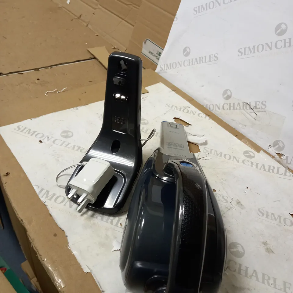 BLACK + DECKER SMARTTECH DUSTBUSTER 