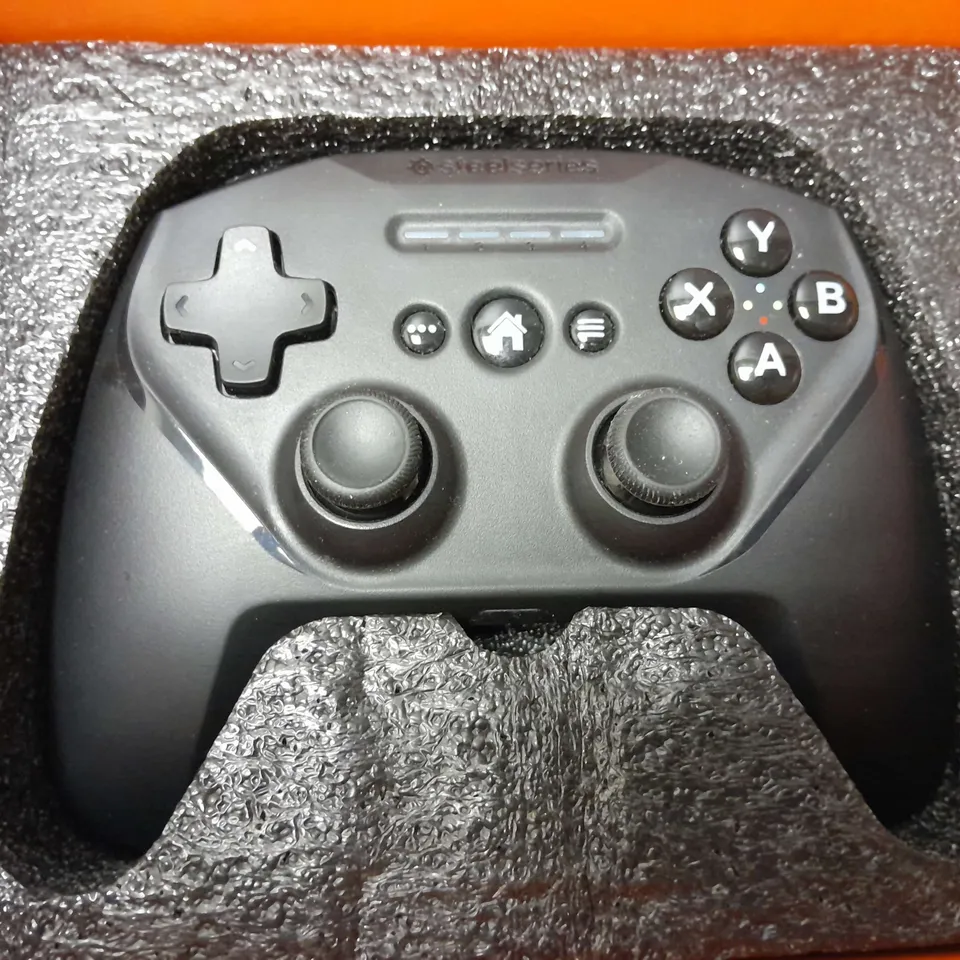 BOXED STEELSERIES NIMBUS+ WIRELESS GAMING CONTROLLER