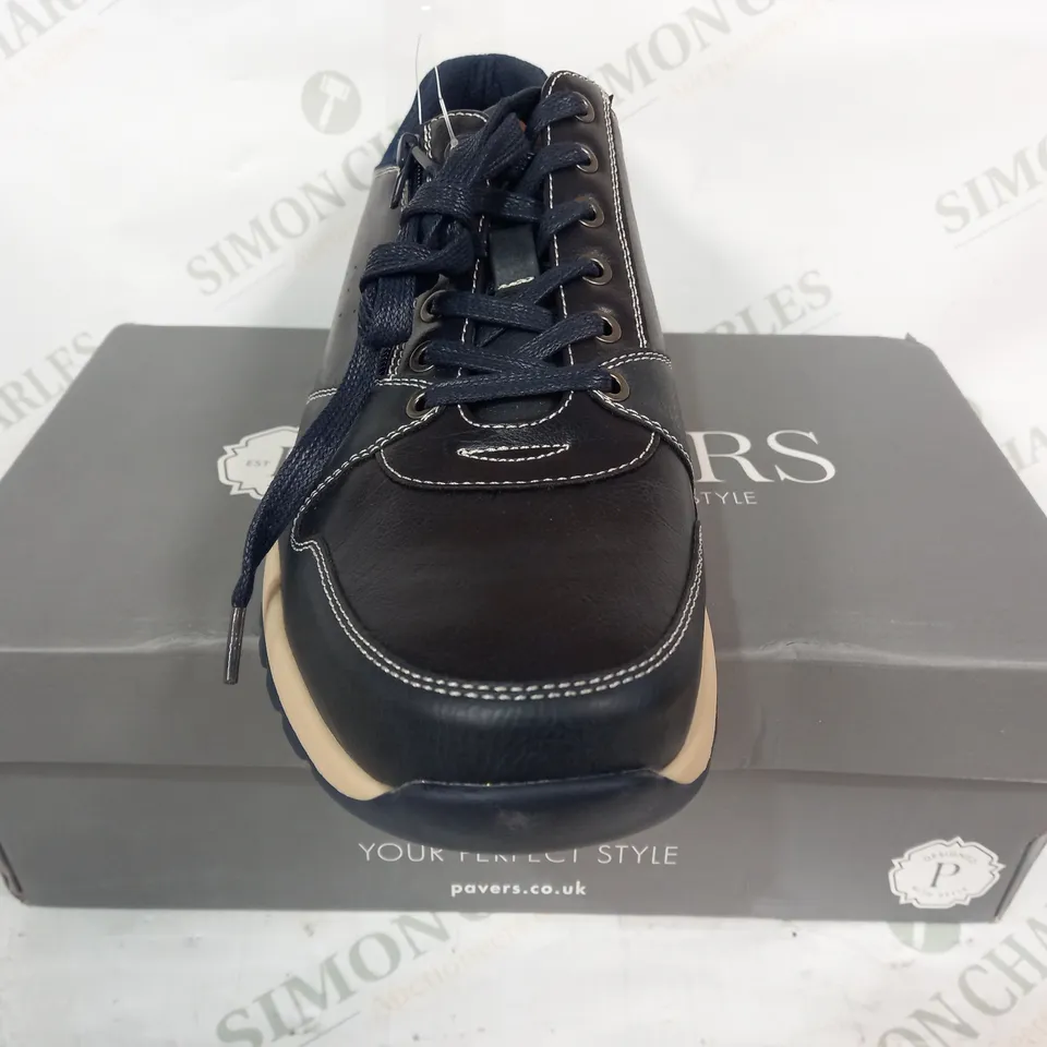 BOXED PAIR OF PAVERS SHOES IN NAVY UK SIZE 12