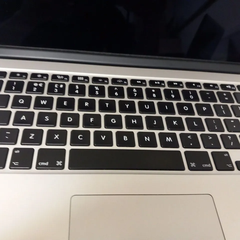 APPLE MACBOOK PRO (A1398 MID 2014)