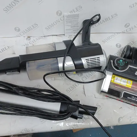 BOXED SHARK STRATOS ANTI HAIR WRAP PET PRO VACUUM CLEANER HZ3000UKT