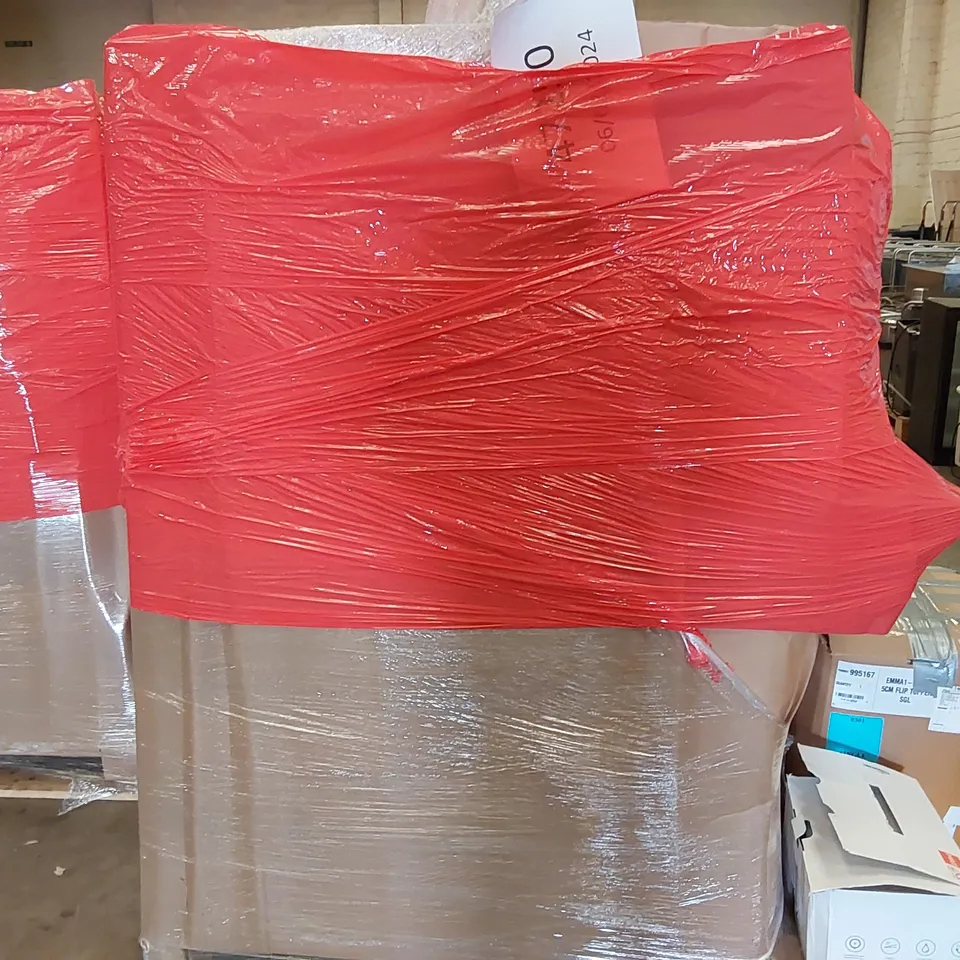 PALLET OF ASSORTED ITEMS INCLUDING: JUICER, MATTRESS TOPPER, TOILET SEAT, FRYING PAN, WALLPAPER 