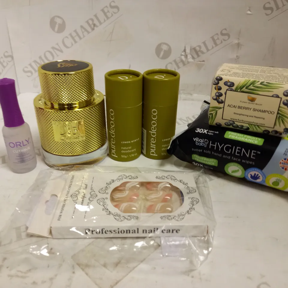 LOT OF APPROXIMATELY 20 HEALTH & BEAUTY ITEMS, TO INCLUDE FALSE NAILS, HYGIENE WIPES, LATTAFA FRAGRANCE, ETC
