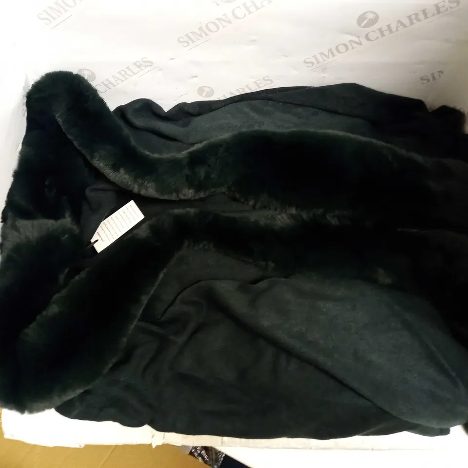 FRANK USHER SOFT TOUCH FAUX FUR TRIM CAPE ONE SIZE