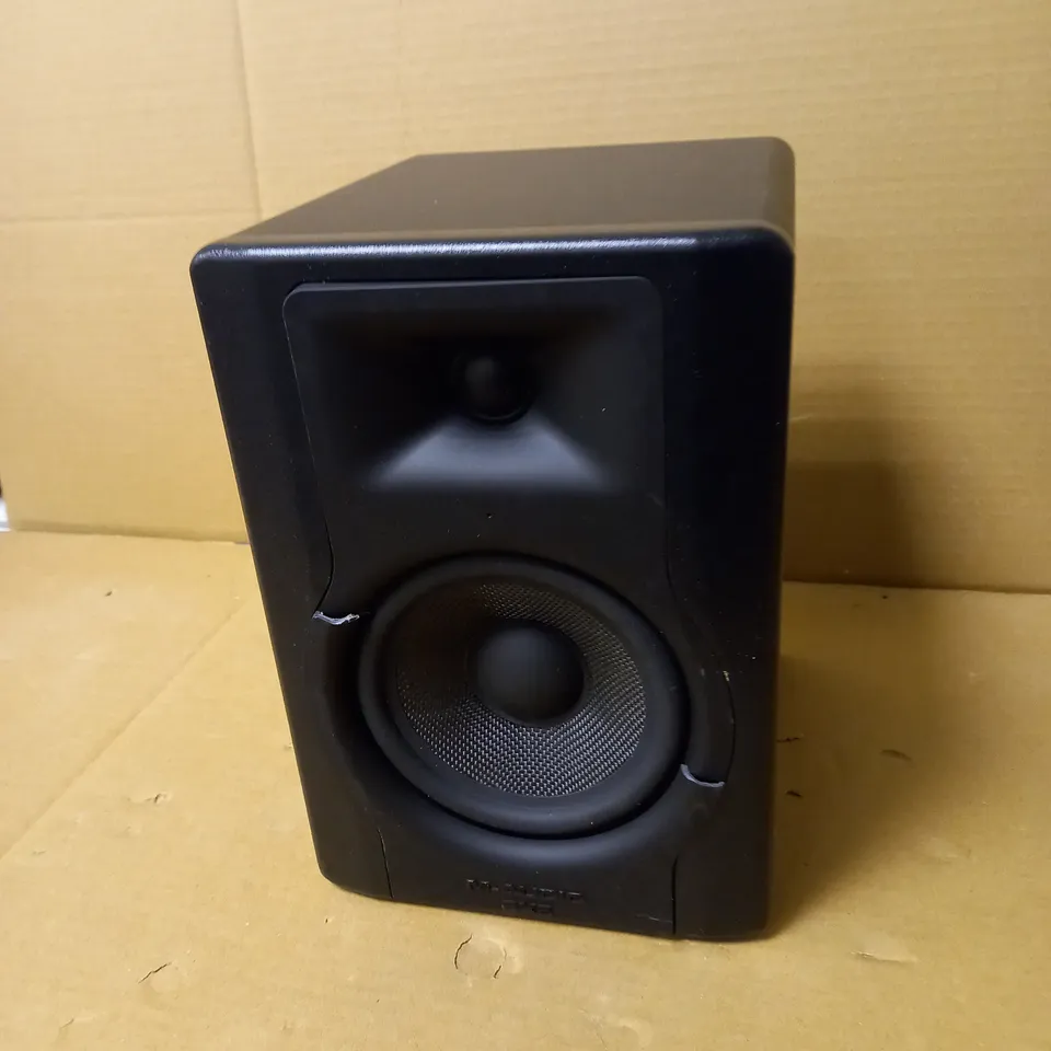 M-AUDIO BX5 D3 - COMPACT ACTIVE STUDIO MONITOR SPEAKER