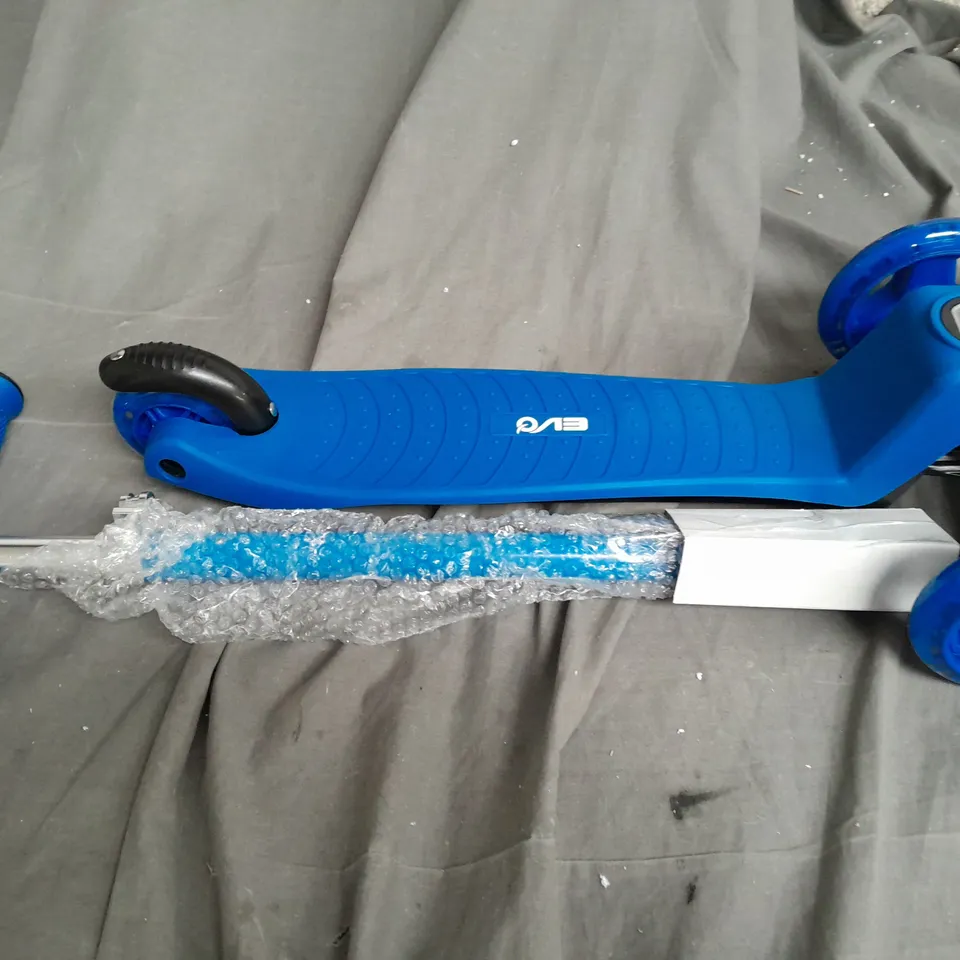 BOXED EVO MINI CRUISER - BLUE RRP £27.99