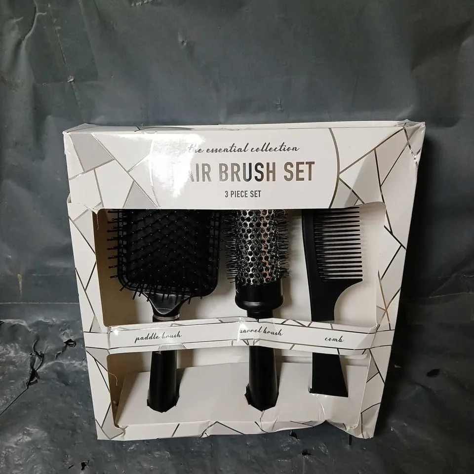 12 BOXED THE ESSENTIAL COLLECTION HAIR BRUSH SETS