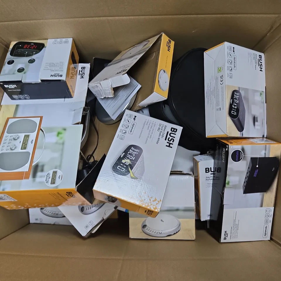 APPROXIMATELY 15 ASSORTED ITEMS TO INCLUDE BUSH DAB/FM BLUETOOTH RADIO, POLAROID PHOTO ALBUM LARGE, BUSH ALARM CLOCK RADIO, ETC