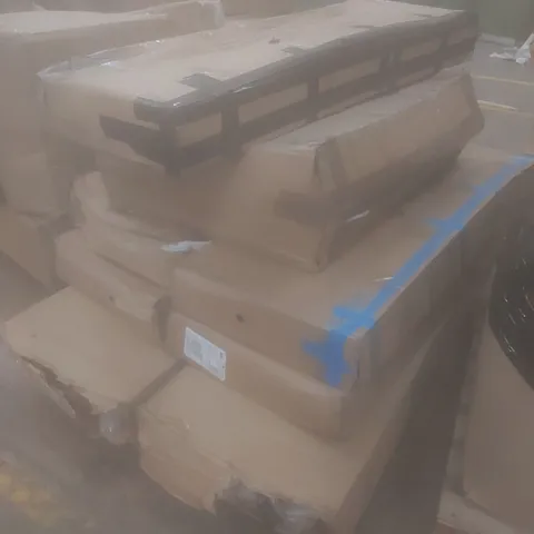 PALLET OF ASSORTED INCOMPLETE OUTDOOR RATTAN FURNITURE SET PARTS AND PIECES
