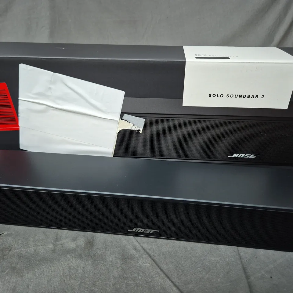 BOXED BOSE SOLO SOUNDBAR 2 SPEAKER 