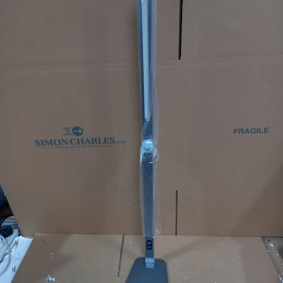 DAOVER DESK LAMP