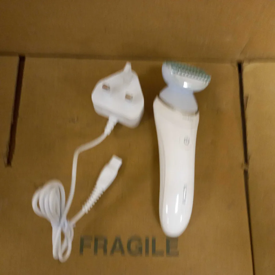 PHILIPS SATINSHAVE ADVANCED WET AND DRY ELECTRIC SHAVER