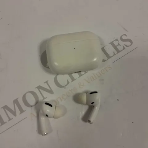APPLE AIRPODS PRO WIRELESS HEADPHONES