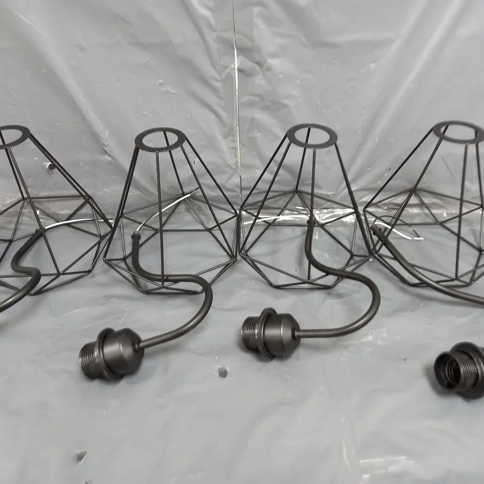 SET OF 4 DIAMOND VINTAGE LIGHT SHADES 