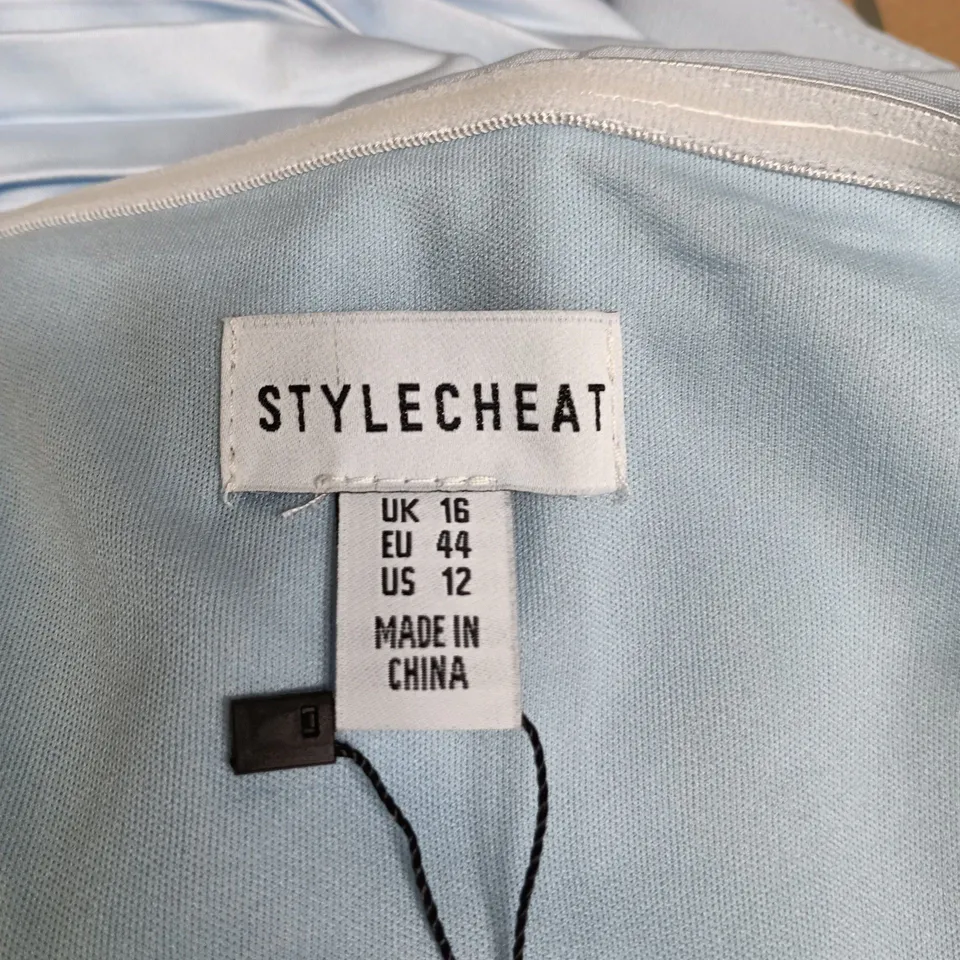 STYLECHEAT LIGHT BLUE EVENING DRESS UK 16 (EU 44, US 12) MADE IN CHINA