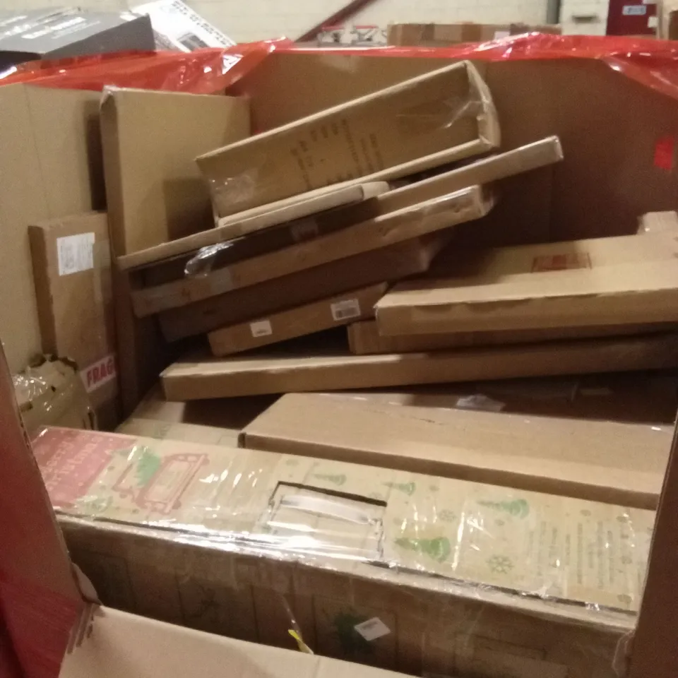 PALLET OF ASSORTED HOUSEHOLD GOODS AND PRODUCTS TO INCLUDE; CAT LITTER BOX, TURNTABLE, BOXED FURNITURE ETC 