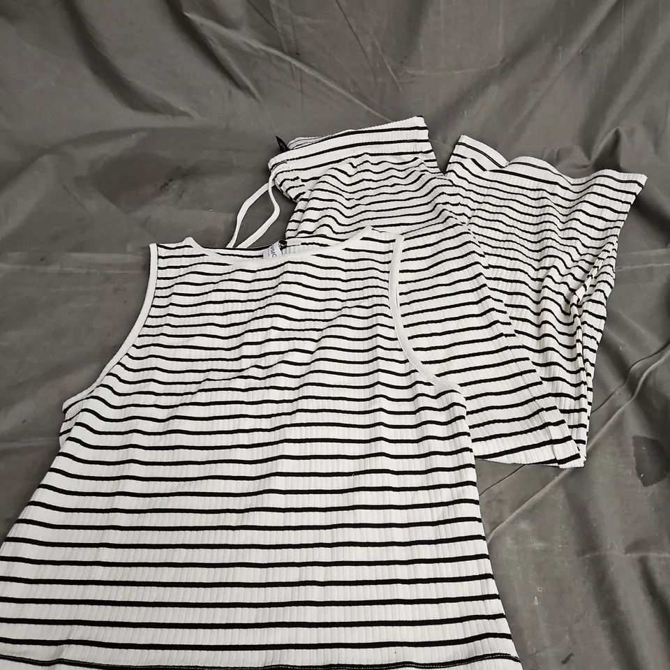COLLUSION WIDE LEG TROUSER & VEST TOP CO-ORD IN MONOCHROME STRIPE SIZE M/L