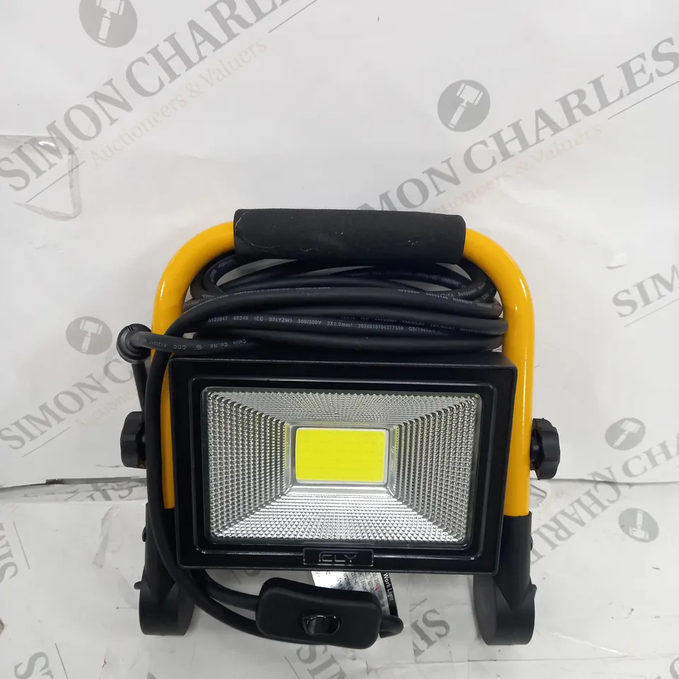 LED WORK LIGHT