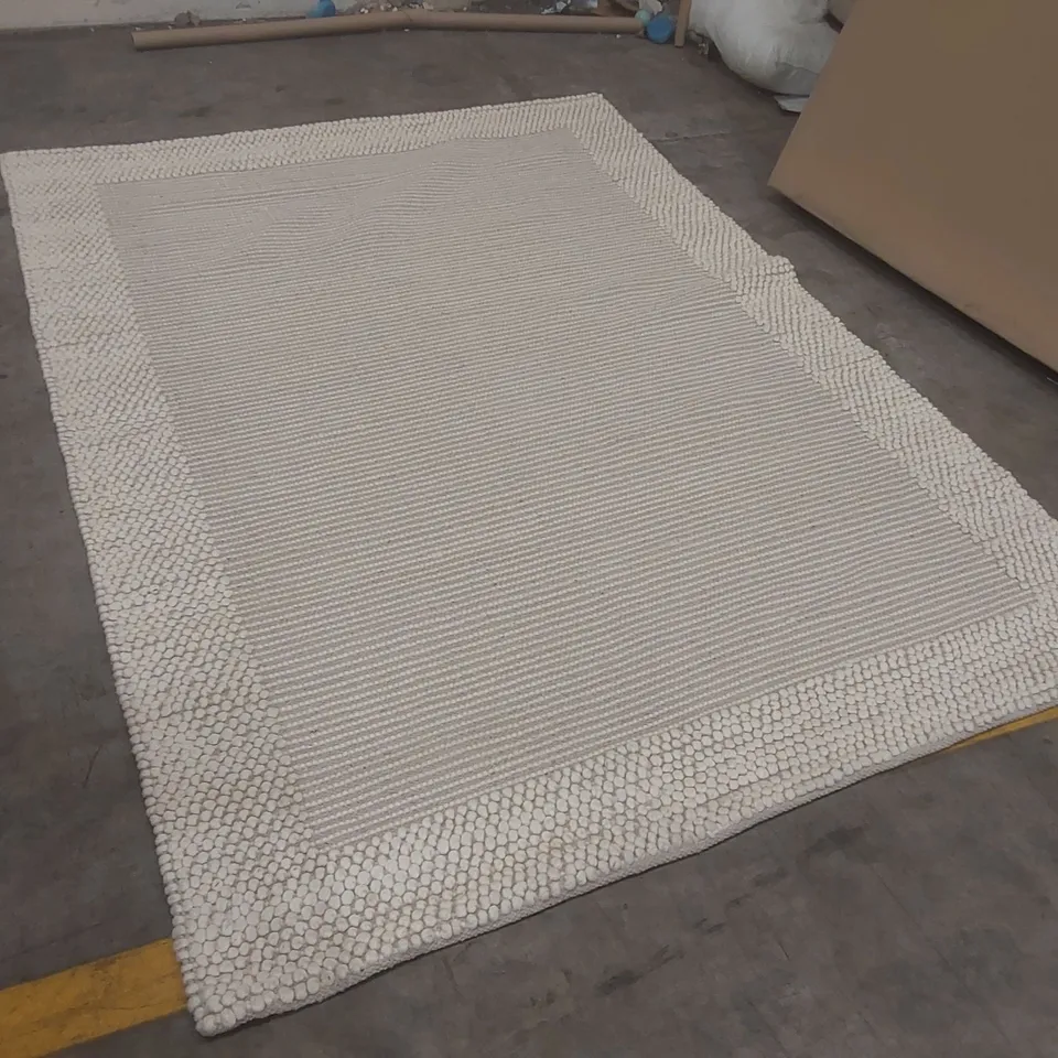 QUALITY DESIGNER AREA RUG - APPROXIMATELY 225 x 160cm