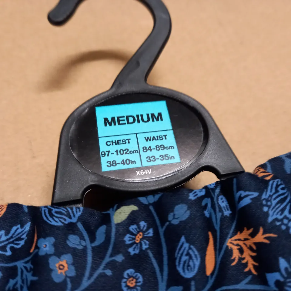 M&S PURE COTTON PYJAMAS - MEDIUM