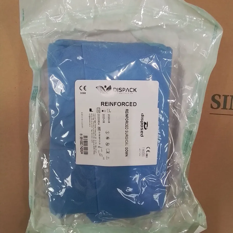 PALLET OF APPROXIMATELY 800 BRAND NEW DISPACK REINFORCED SURGICAL GOWNS - SIZE LARGE 
