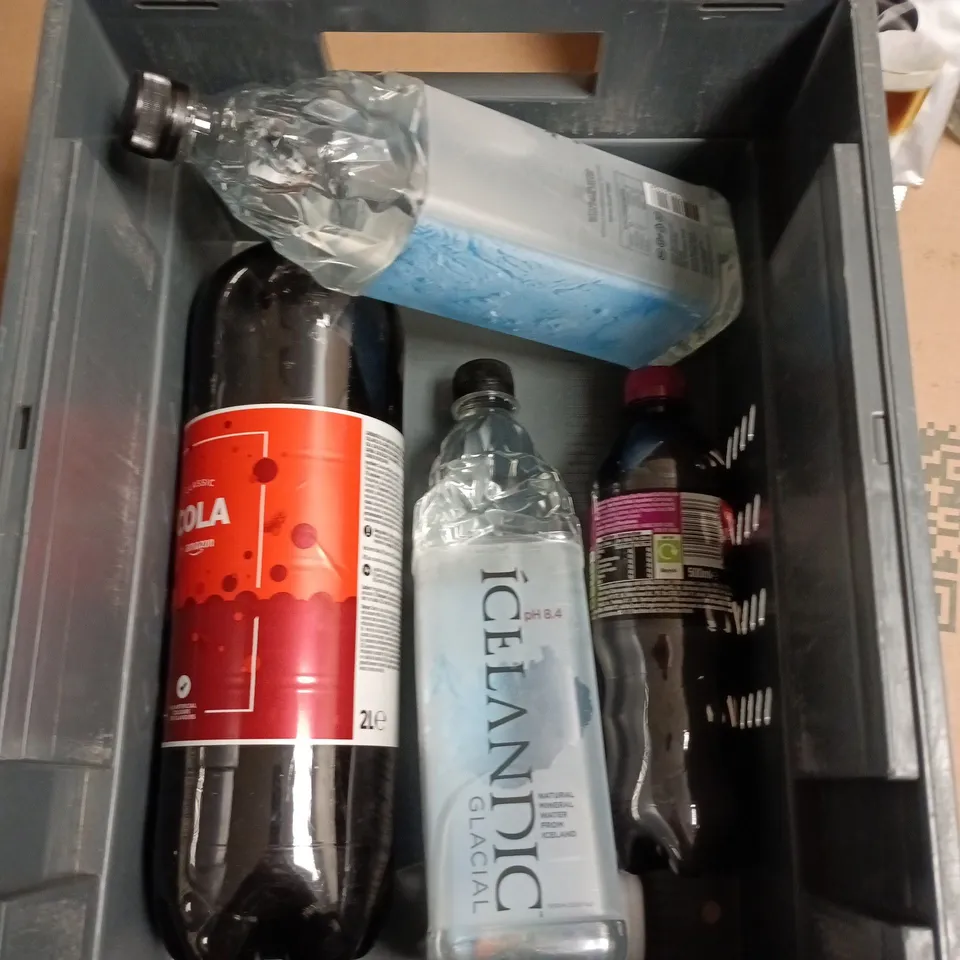 APPROXIMATELY 12 ASSORTED FOOD AND DRINKS ITEMS TO INCLUDE - PEPSI MAX CHERRY, ACTIPH PH WATER, TASSIMO LOR LATTE MACCHIATO COFFEE PODS