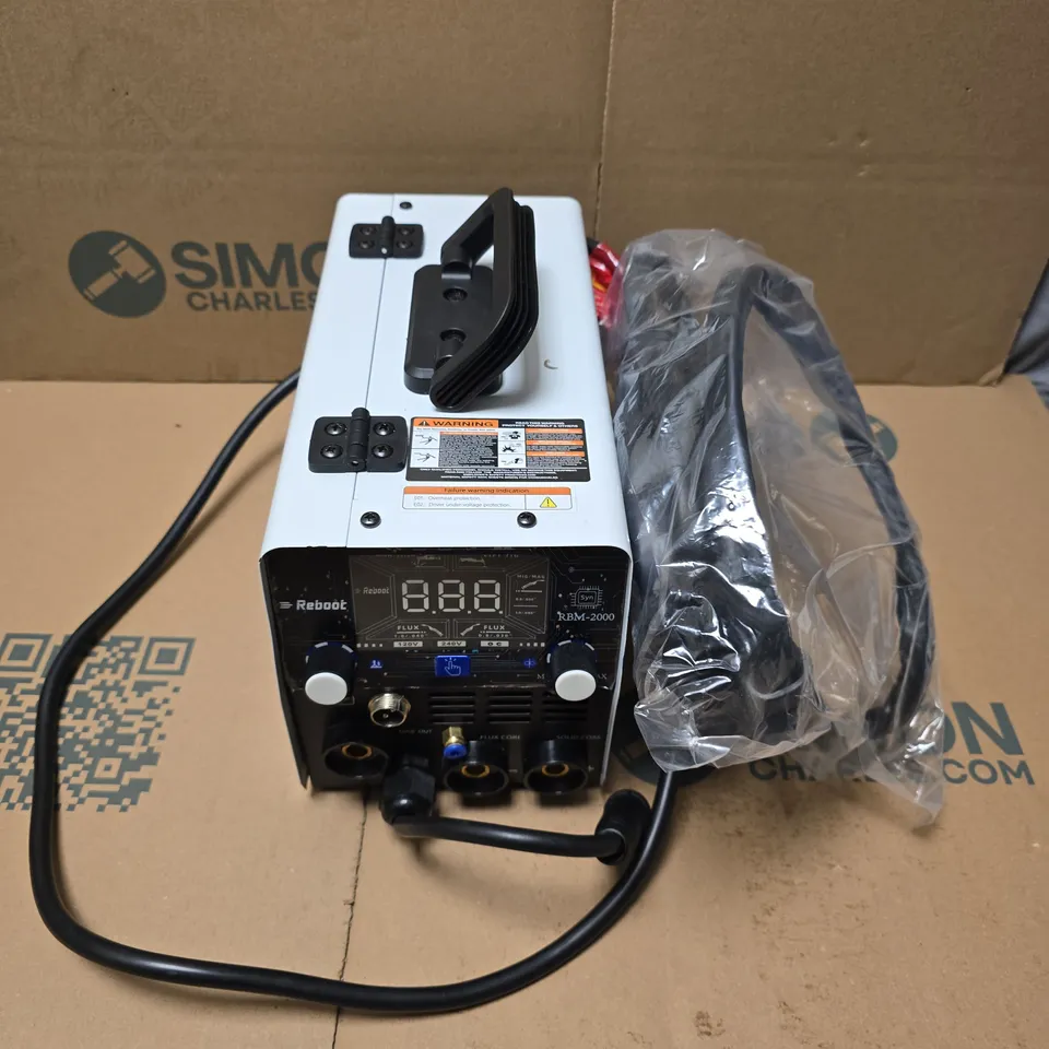 REBOOT RBM2000 MIG WELDING MACHINE