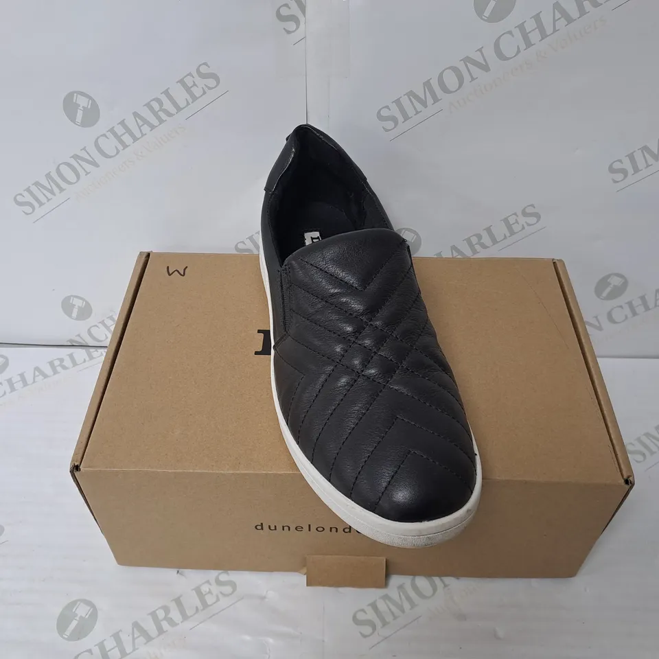 BOXED PAIR OF DUNE SLIP ON SHOES IN BLACK SIZE 6